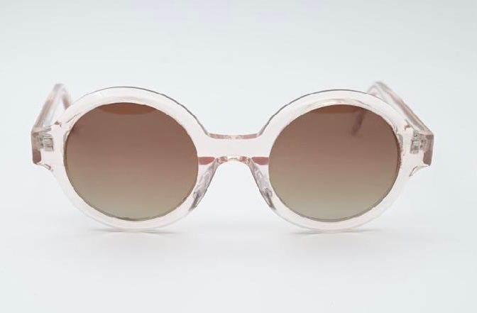 Sossa “Mooncut” – Sonnenbrille in zartem Rosé mit runden Gläsern