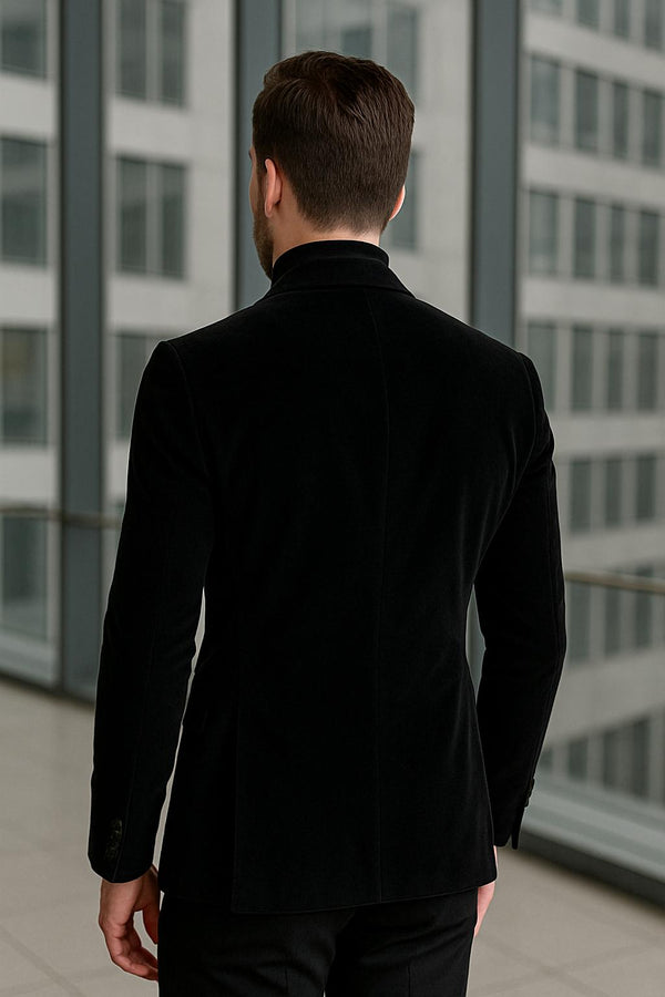 „Luciano“ – Eleganter Samtblazer mit Reverskragen