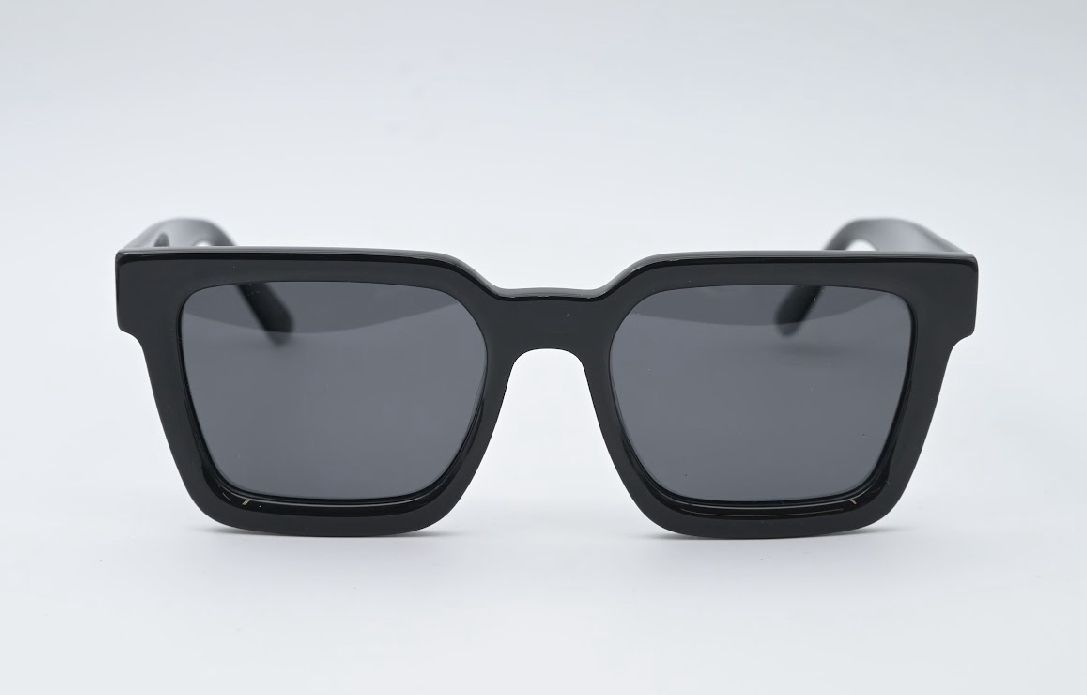 Sossa “Noir Monarch” – Statement Sonnenbrille