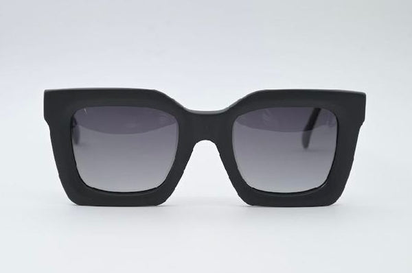 Sossa “Monolith” – Sonnenbrille in sattem Schwarz